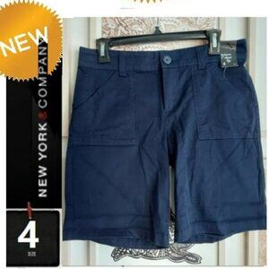 🆕-⭐️ 5/30 NY & Co. Shirts, nwt, 7" inseam, size 4, navy blue